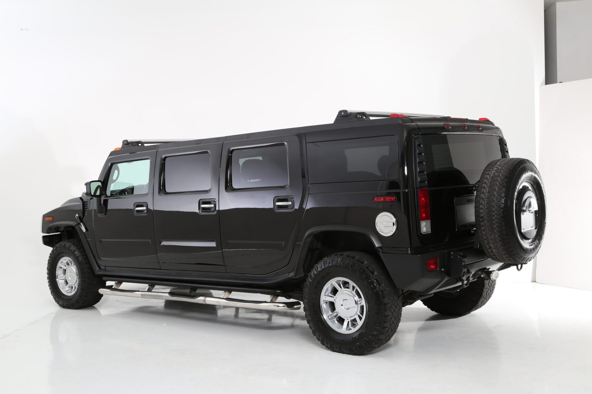 Hummer Custom 6-Door Limousine - Exterior Photo #6