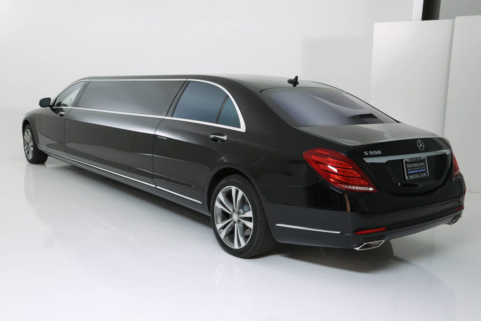 Mercedes Benz S-Class Stretched Limousine - Exterior Photo #13