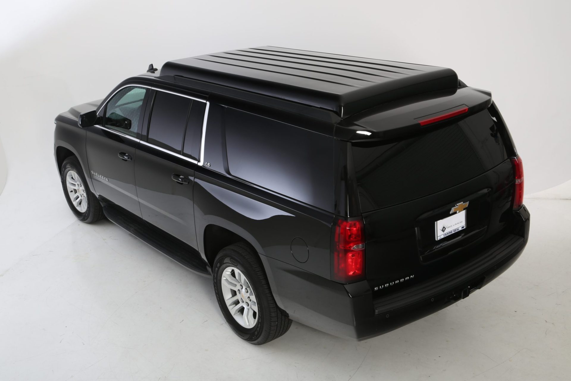 Chevy Suburban CEO Mobile Office Limousine - Exterior Photo #9