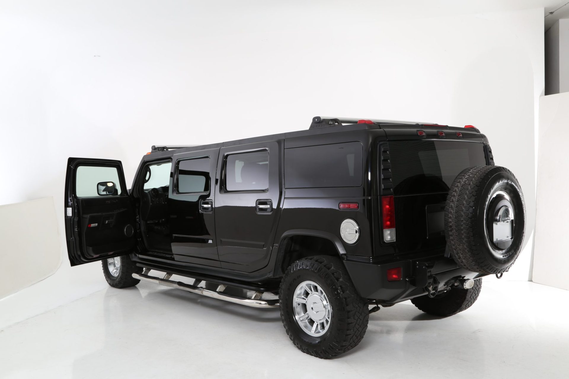 Hummer Custom 6-Door Limousine - Exterior Photo #14